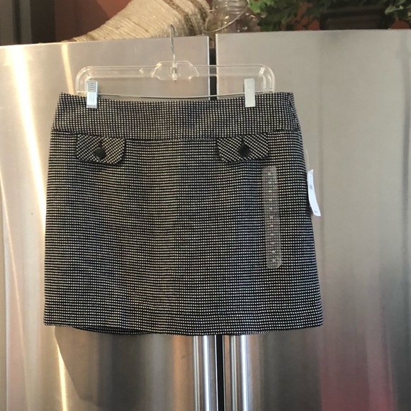 GAP Dresses & Skirts - NWT Gap mini skirt